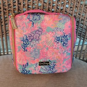 Lilly Pulitzer hanging Cosmetic case NWOT pink floral